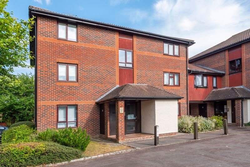 1 bed flat for sale in Linacre Close, Didcot OX11 Zoopla