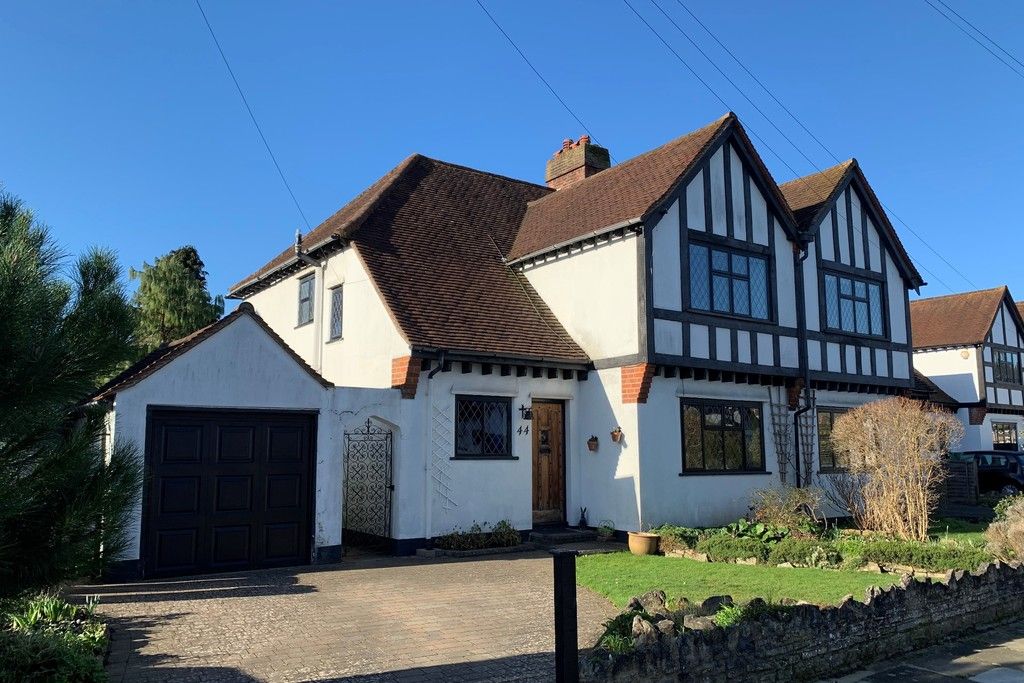 Manor Way, Egham TW20  