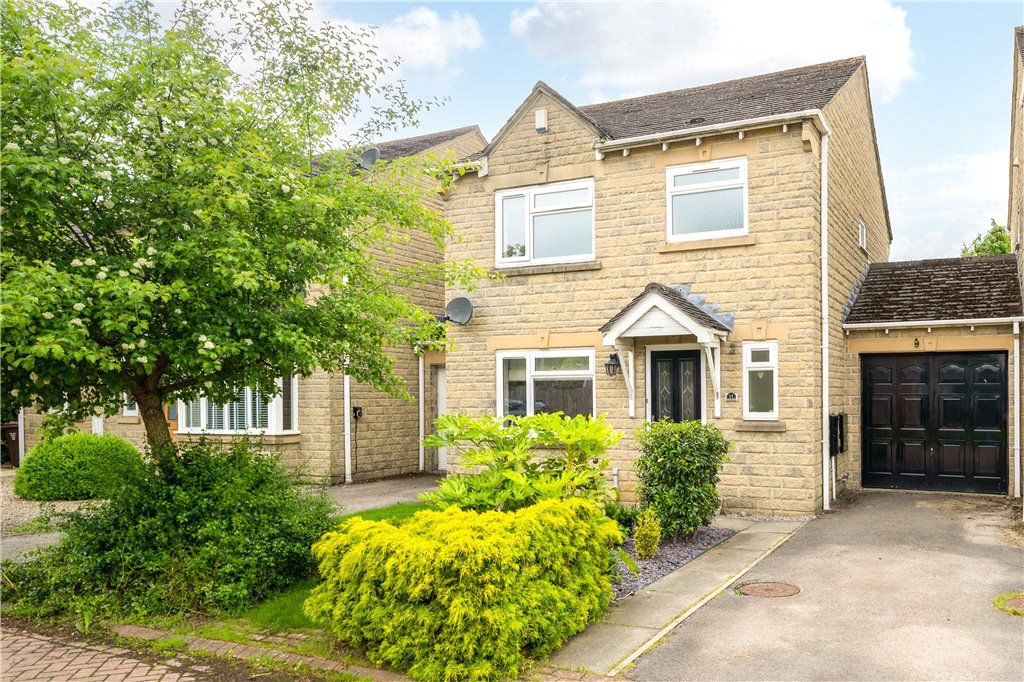 3 bed linkdetached house for sale in Far Mead Croft, Burley In Wharfedale, Ilkley, West