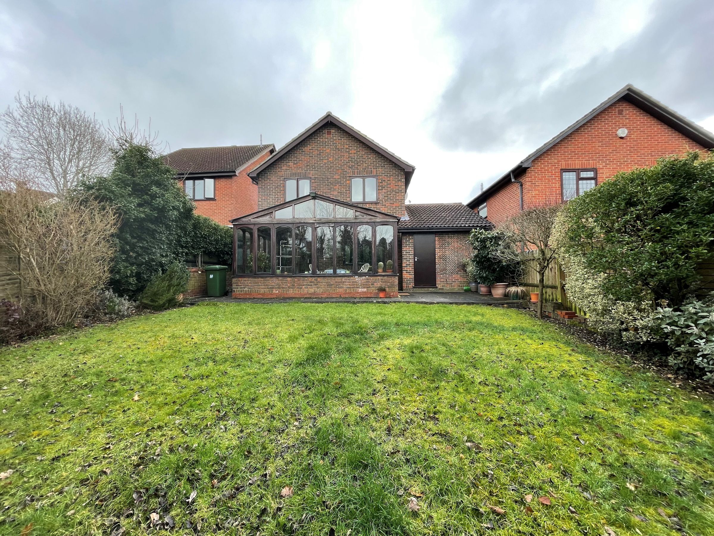 4 bed detached house for sale in Anthorne Close, Potters Bar EN6 Zoopla