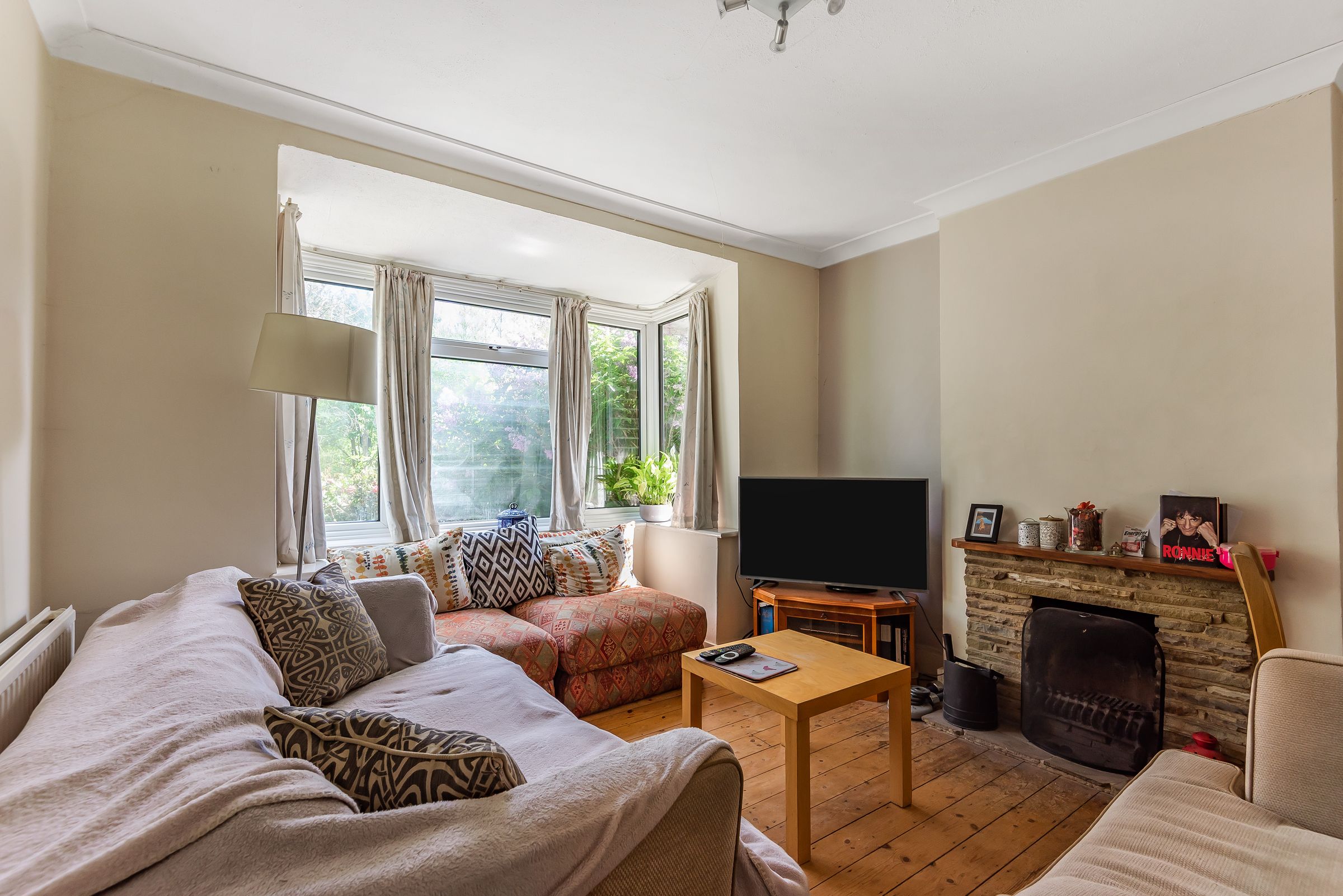 3 bed bungalow for sale in Portsmouth Road, Godalming, Surrey GU7 Zoopla