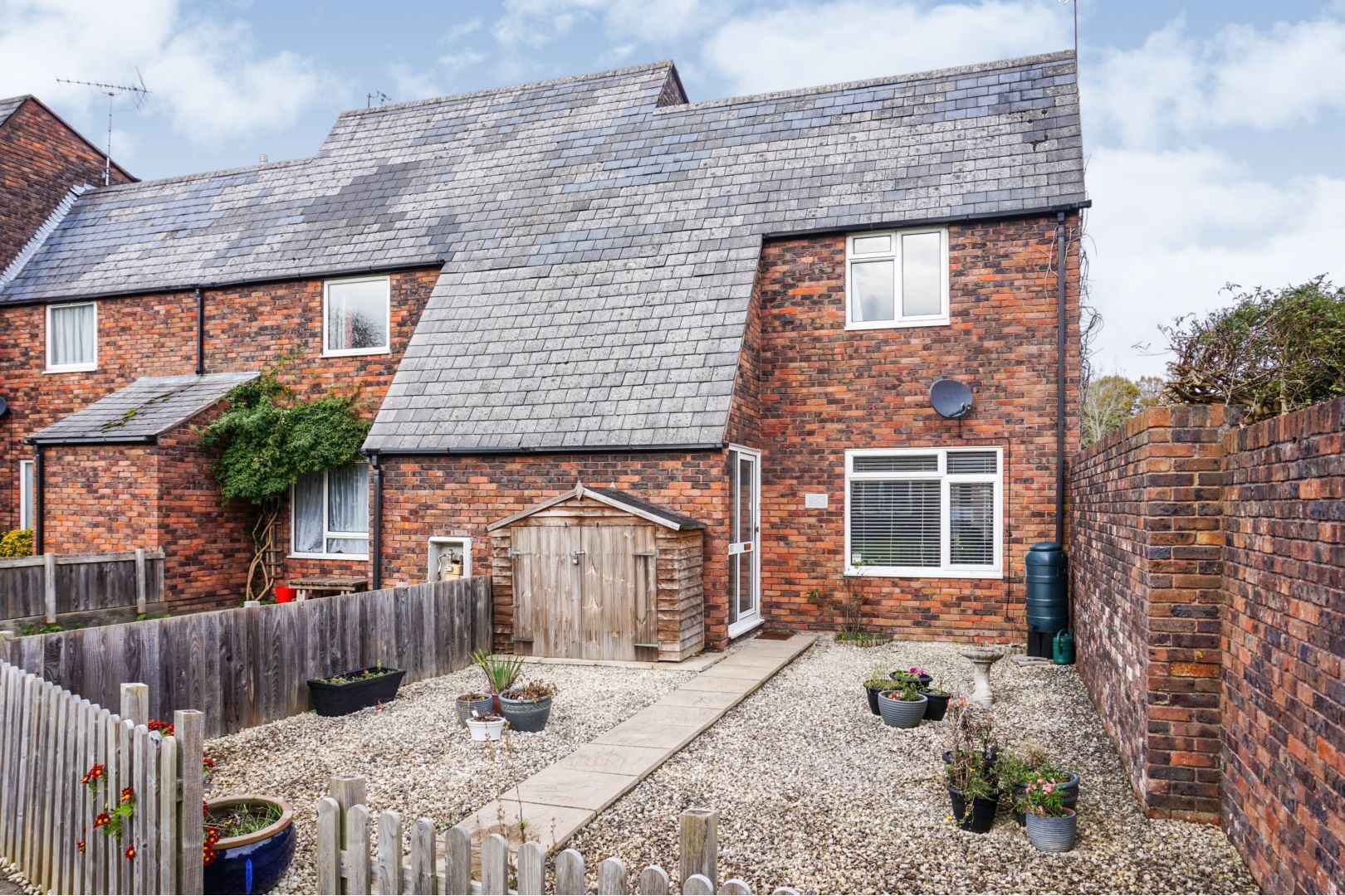 2 bed end terrace house for sale in Maplehurst Road, Chichester PO19