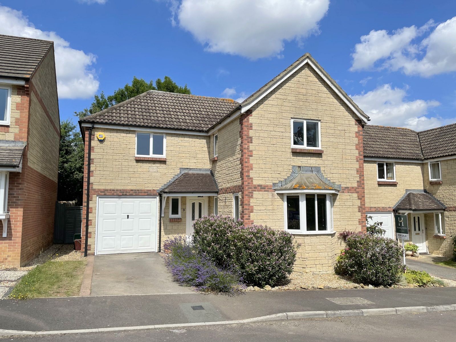 4 bed detached house for sale in Wincanton, Somerset BA9 Zoopla