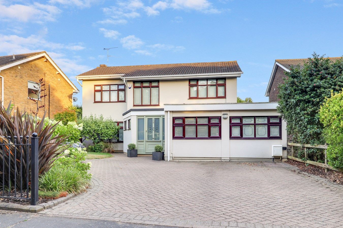 4 bed detached house for sale in Shoebury Road, Thorpe Bay SS1 Zoopla