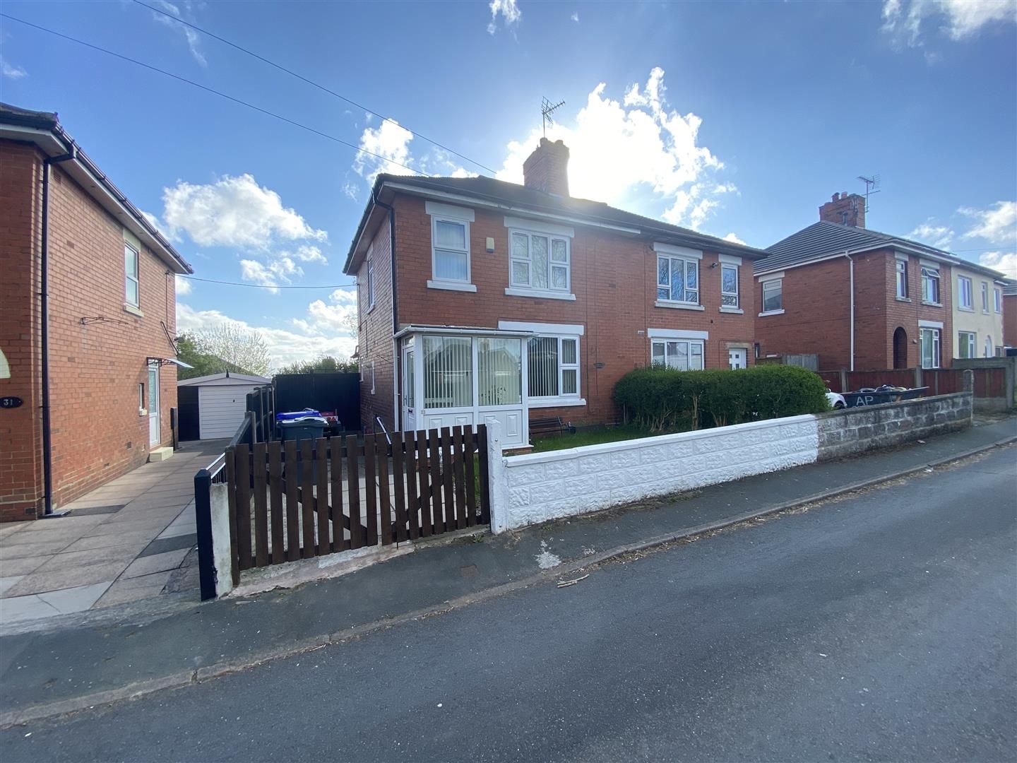 2 bed semidetached house for sale in Ridge Walk, Meir, StokeOnTrent ST3 Zoopla 2 bed semidetached house for sale in Ridge Walk, Meir, StokeOnTrent ST3 Zoopla