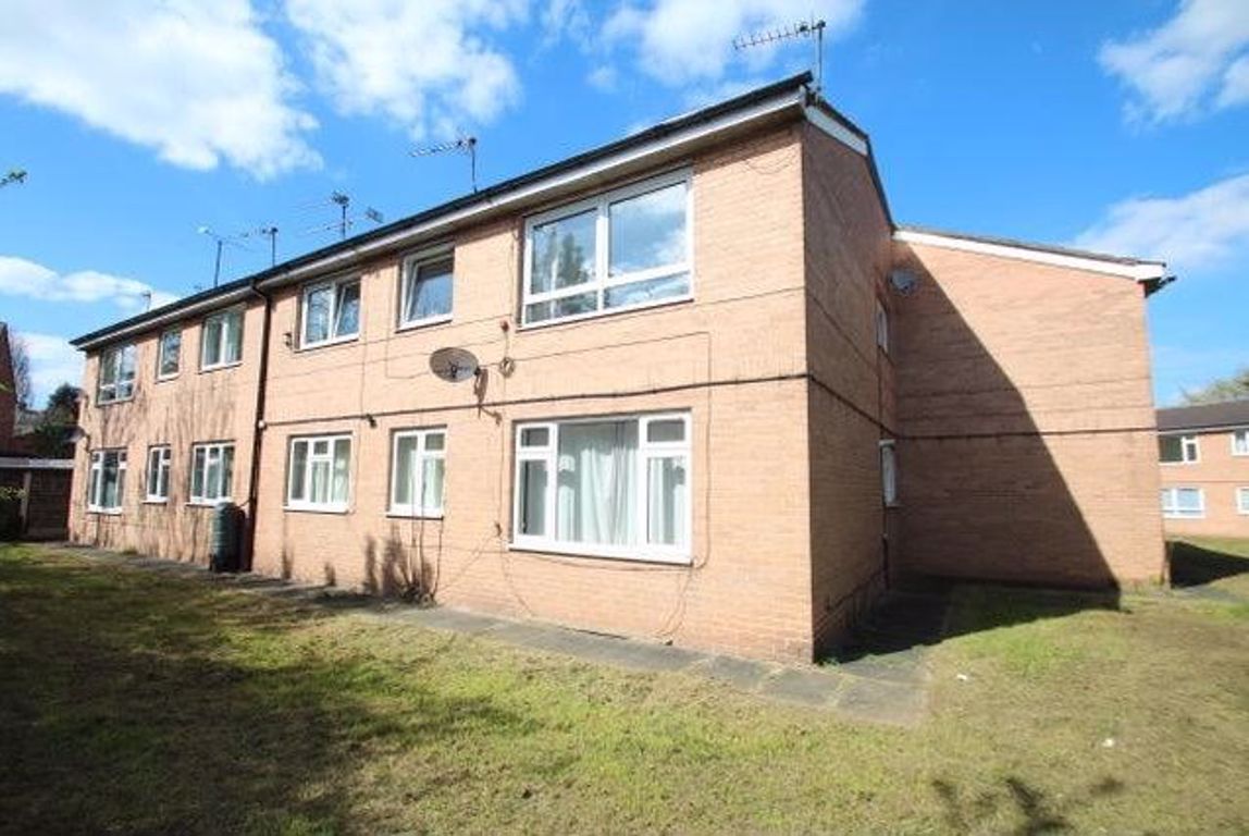 2 bed flat to rent in Kirkby Close, South Kirkby WF9 Zoopla