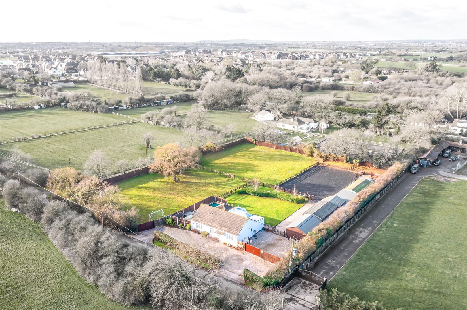 3 bed detached bungalow for sale in Hooley Drive, Rayleigh SS6 Zoopla