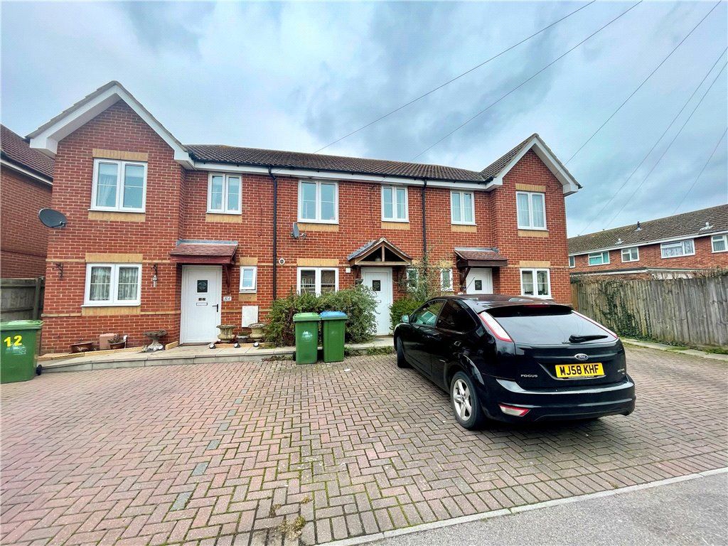 3 bed terraced house for sale in Heyes Drive, Southampton, Hampshire