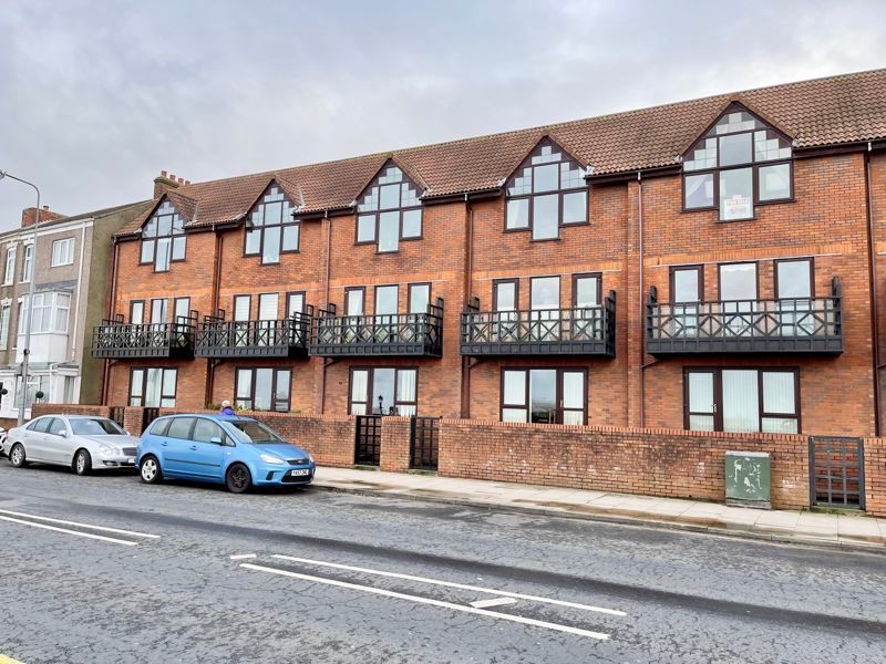 2 bed flat for sale in Kingsway, Cleethorpes DN35 Zoopla