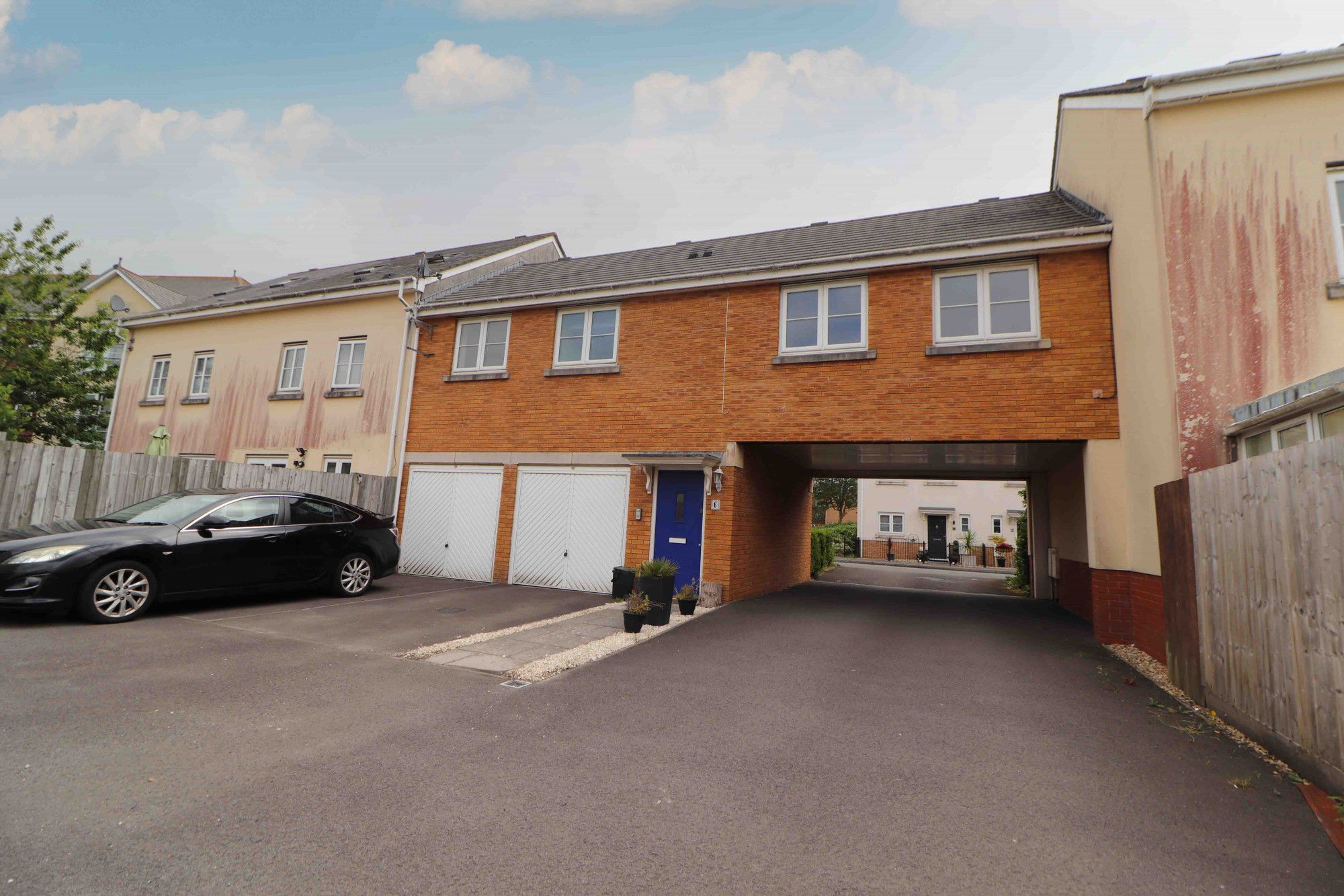 2 bed flat to rent in Six Mills Avenue, Gorseinon, Swansea, Abertawe