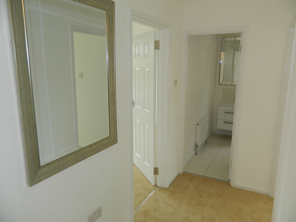 2 bed for sale in Alton Place, Willoughby Road, Langley, Berkshire SL3 Zoopla