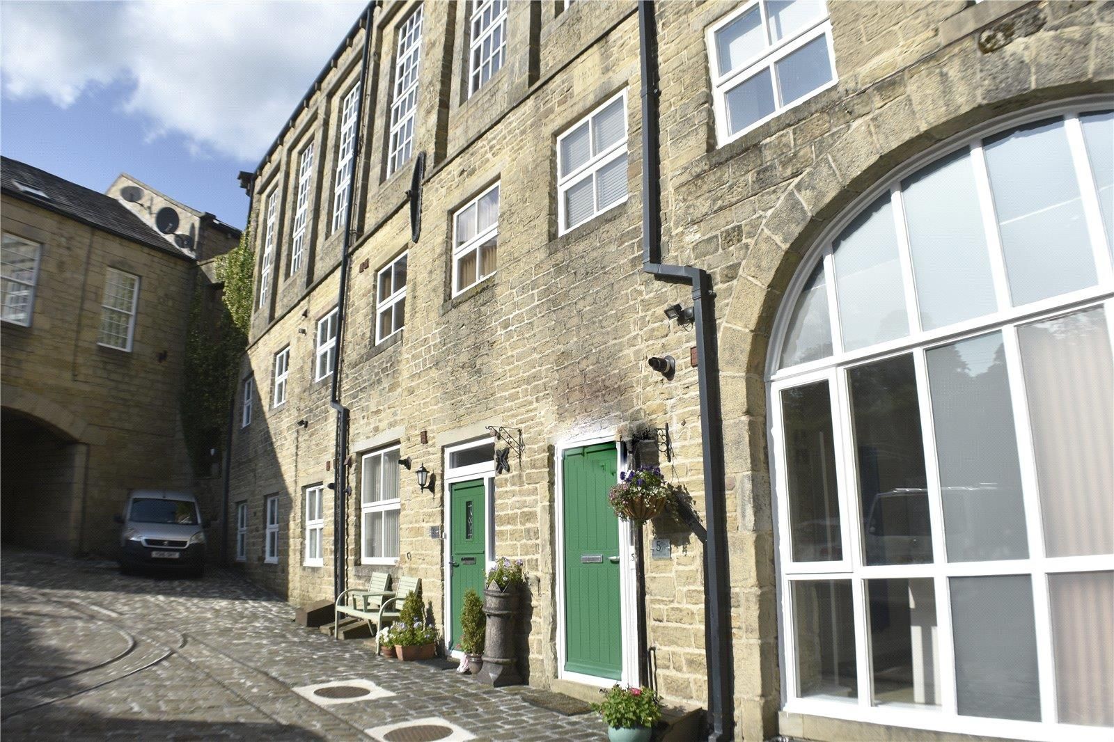 3 bed property to rent in Water Mill Court, Oakworth, Keighley BD22
