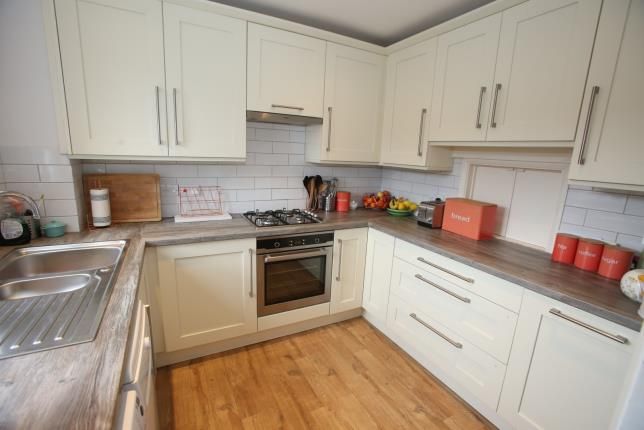 Chevening Close, Tolgate Hill, Crawley, West Sussex RH11  