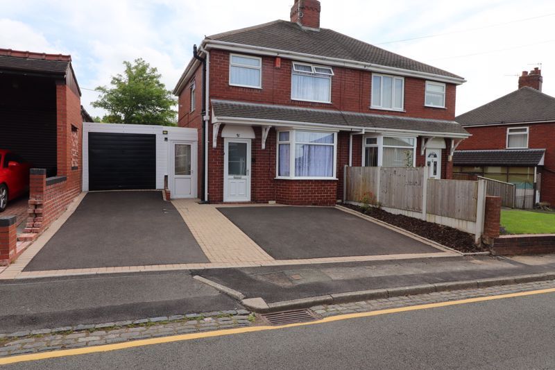 3 bed semidetached house for sale in Laburnum Grove, Blurton, StokeOn