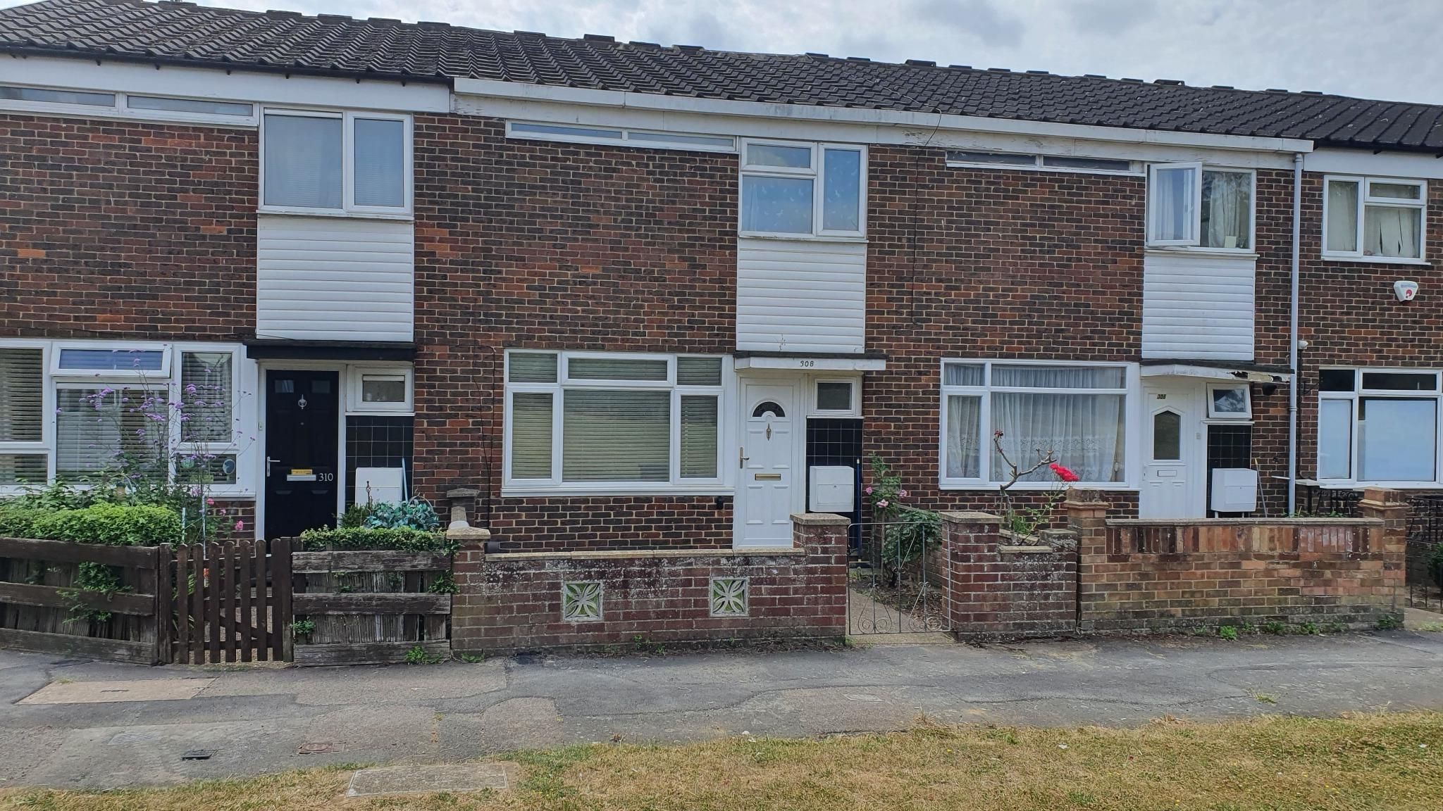 3 bed terraced house for sale in Spackmans Way, Slough SL1 Zoopla