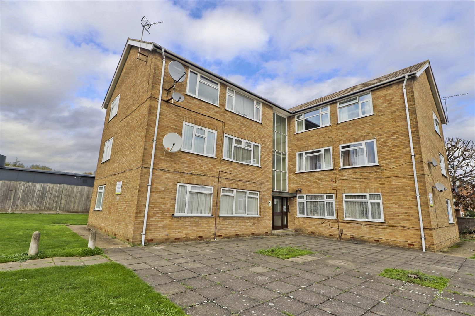 1 bed flat for sale in Victoria Road, Ruislip HA4 Zoopla