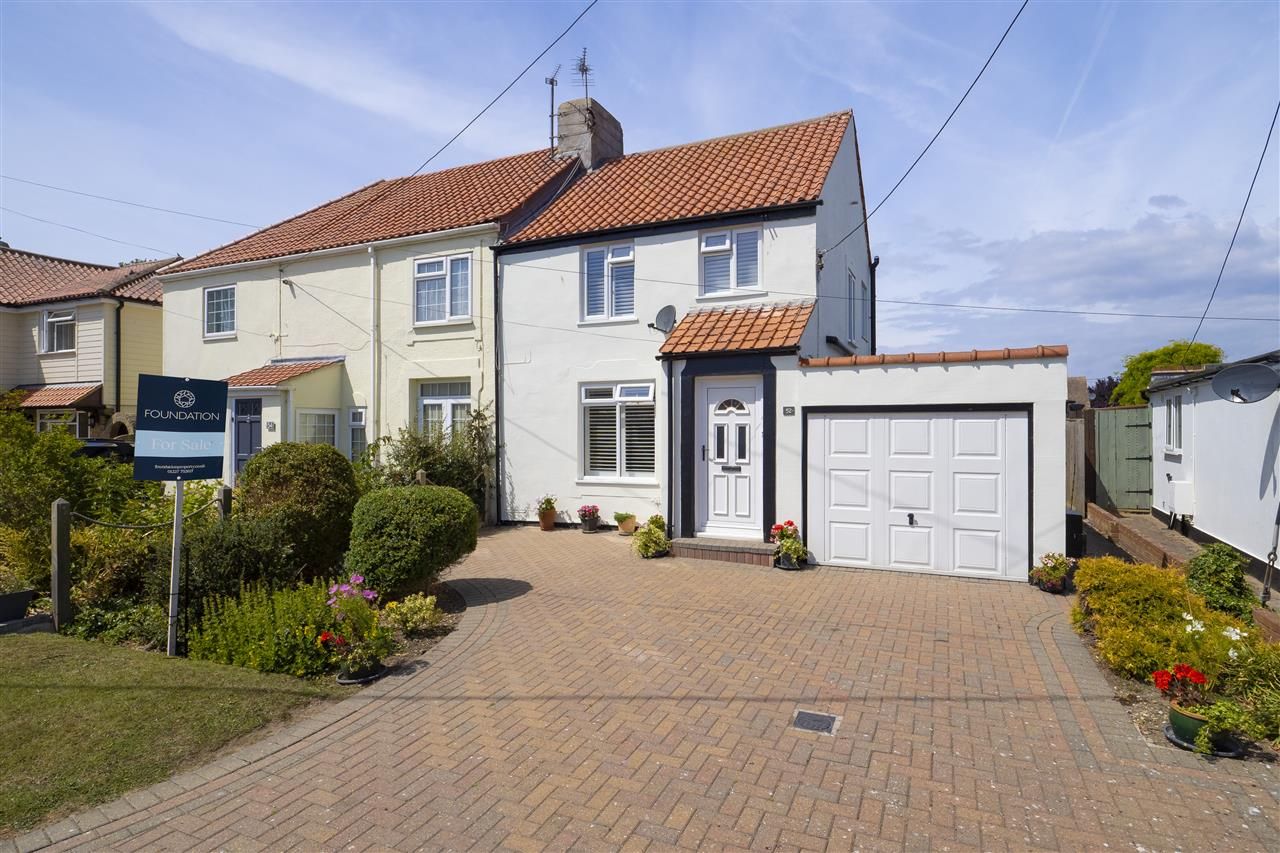 3 bed semidetached house for sale in Lower Sands, Dymchurch, Romney