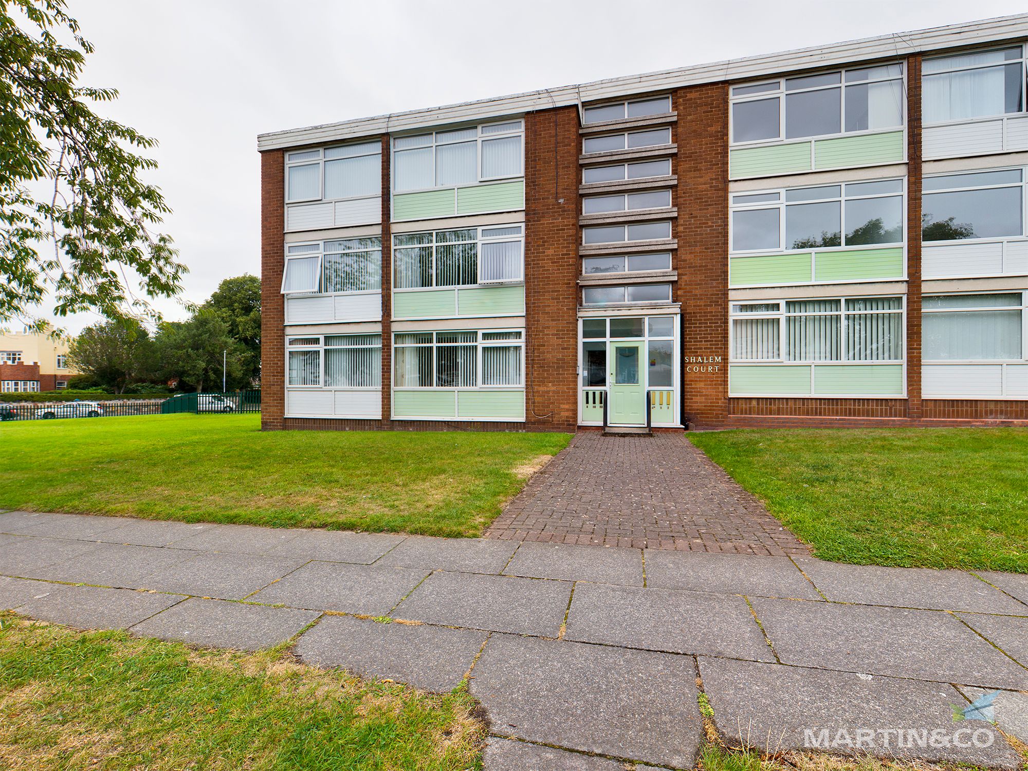 2 bed flat to rent in Shalem Court, Bebington, Wirral CH63 Zoopla