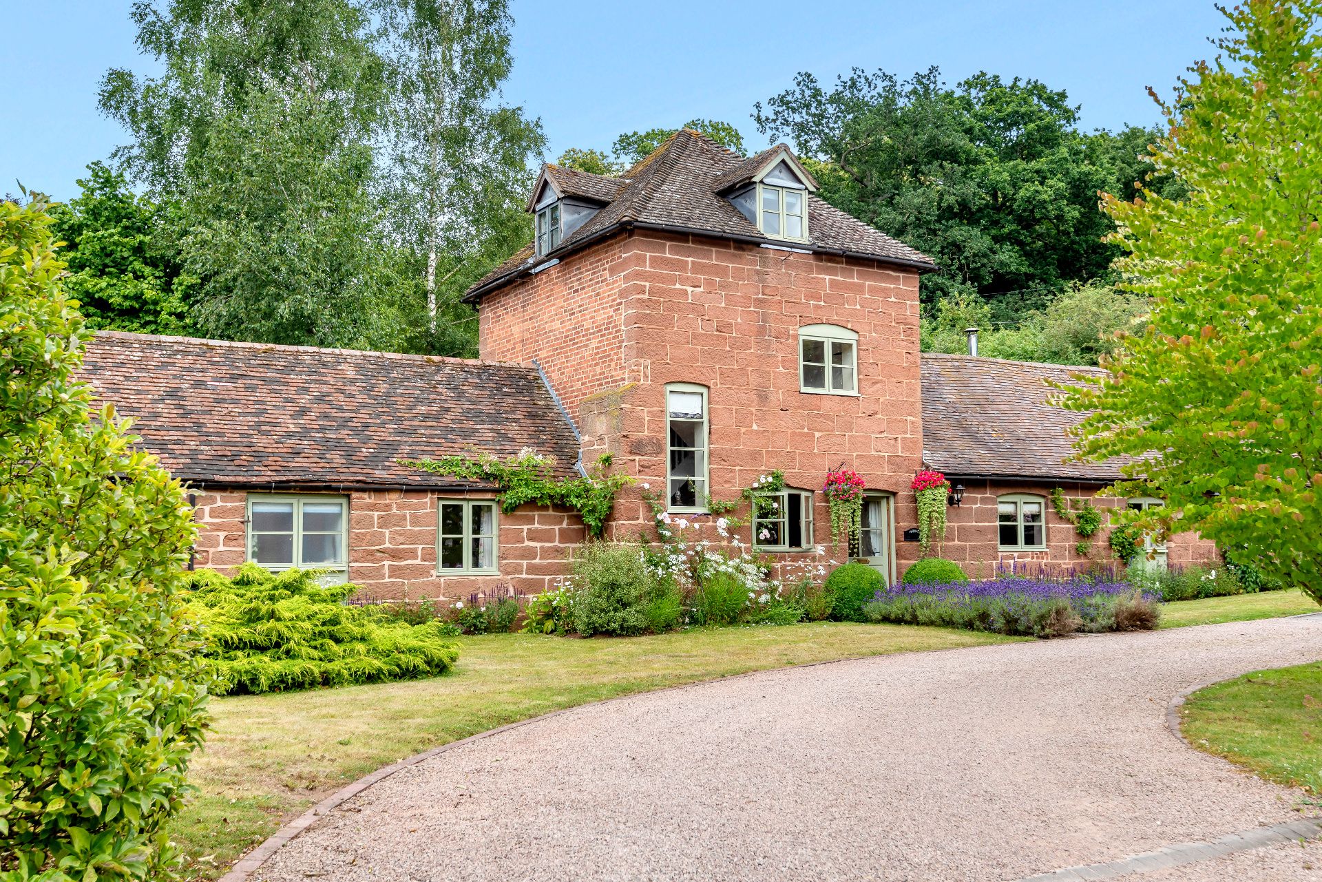 5 bed detached house for sale in Astley, StourportOnSevern DY13 Zoopla