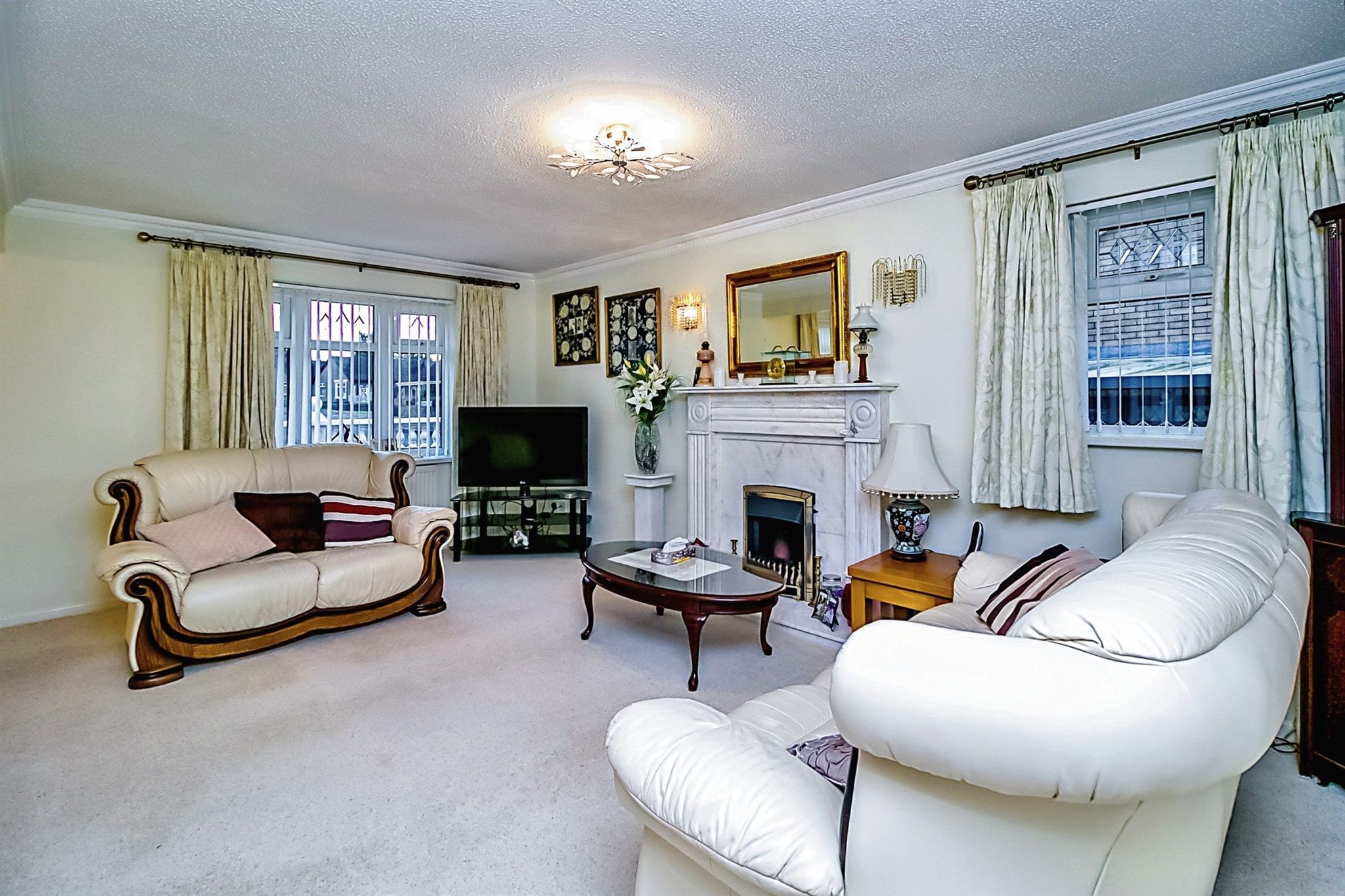 2 bed detached bungalow for sale in Lakin Drive, Barry CF62 Zoopla