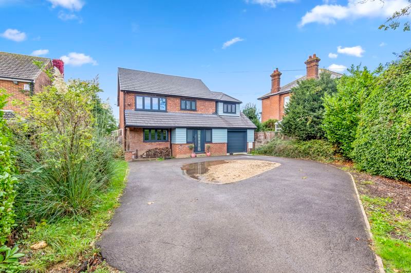 4 bed detached house for sale in Horndean Road, Emsworth PO10 Zoopla