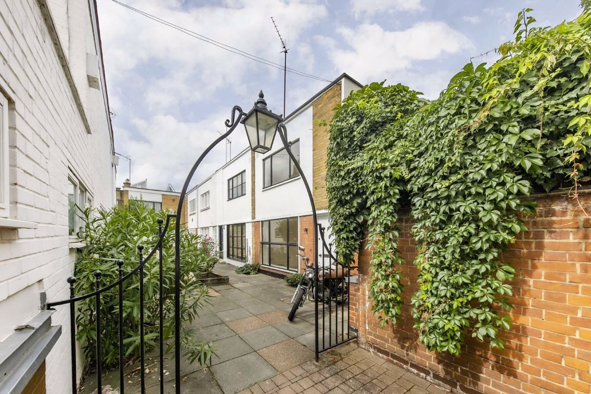 2 bed property for sale in Red Anchor Close, London SW3 Zoopla