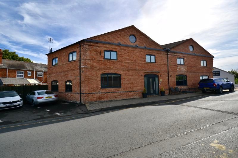 2 bed flat for sale in Banner House, Briar Close, Evesham WR11 Zoopla