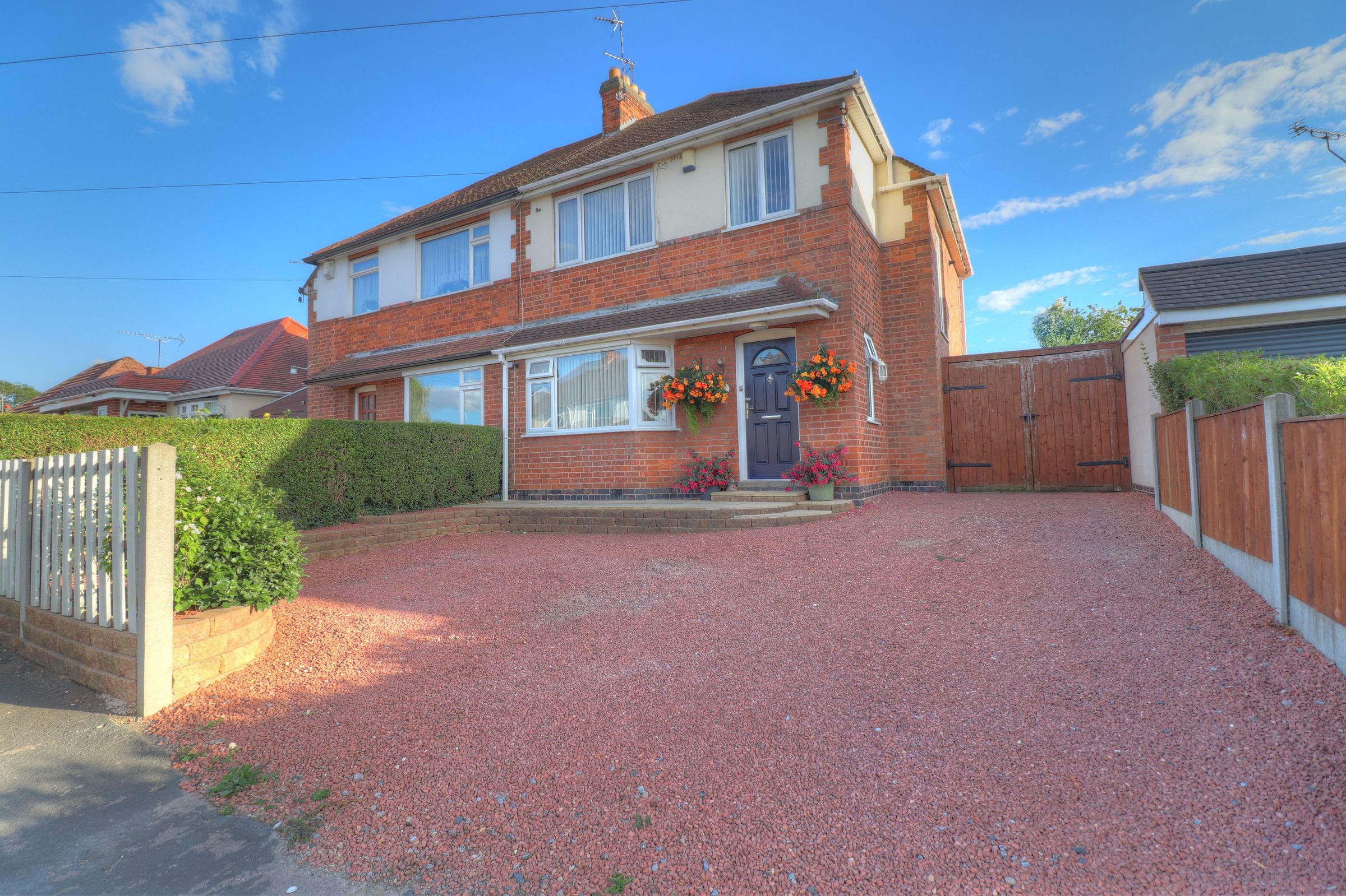 3 bed semidetached house for sale in Somerby Road, Thurnby, Leicester