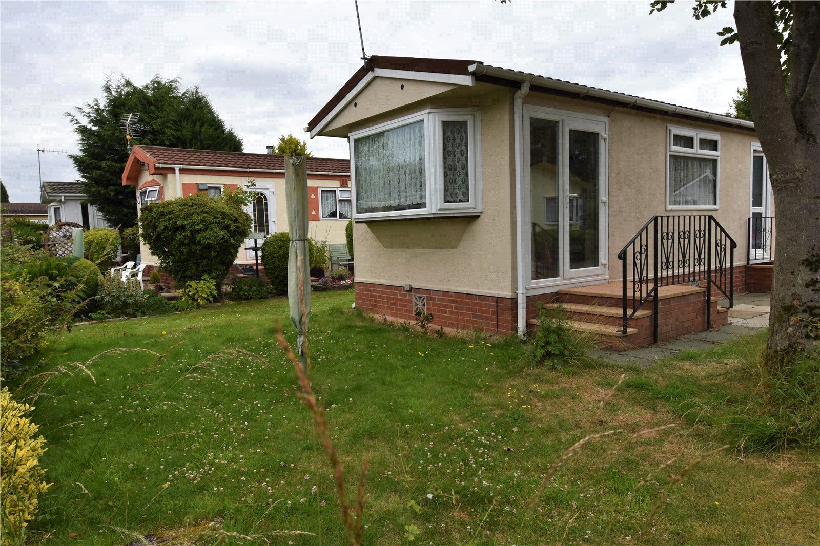 1 bed mobile/park home for sale in Doverdale Park Homes, Hampton Lovett