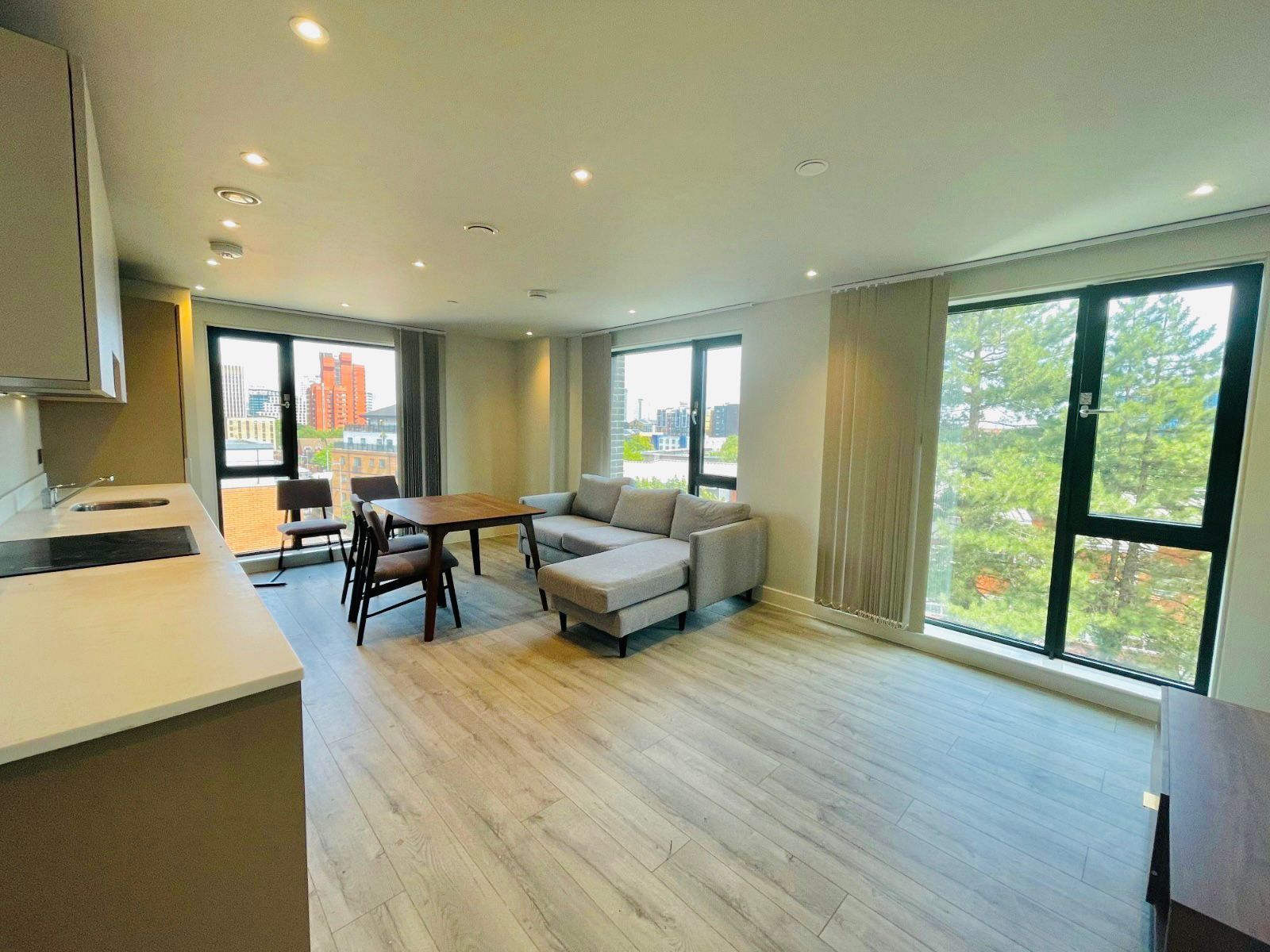 2 bed flat for sale in Broad Street, Birmingham B15 Zoopla