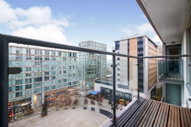 Mortimer Square, Milton Keynes, Bucks MK9  