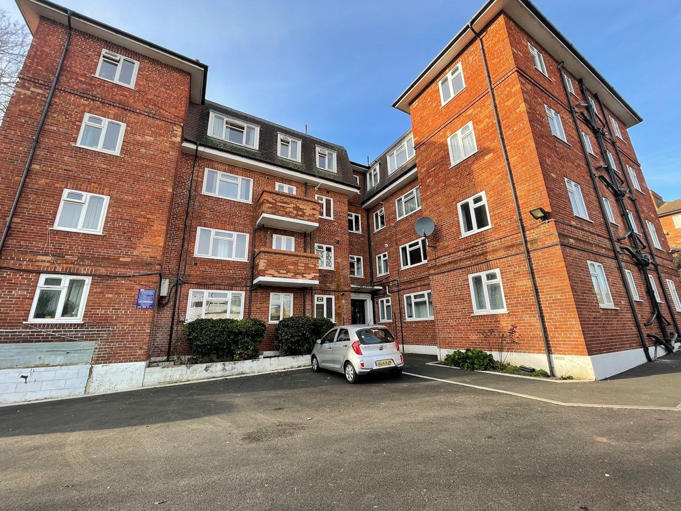1 bed flat for sale in North End Road, Wembley Park HA9 Zoopla