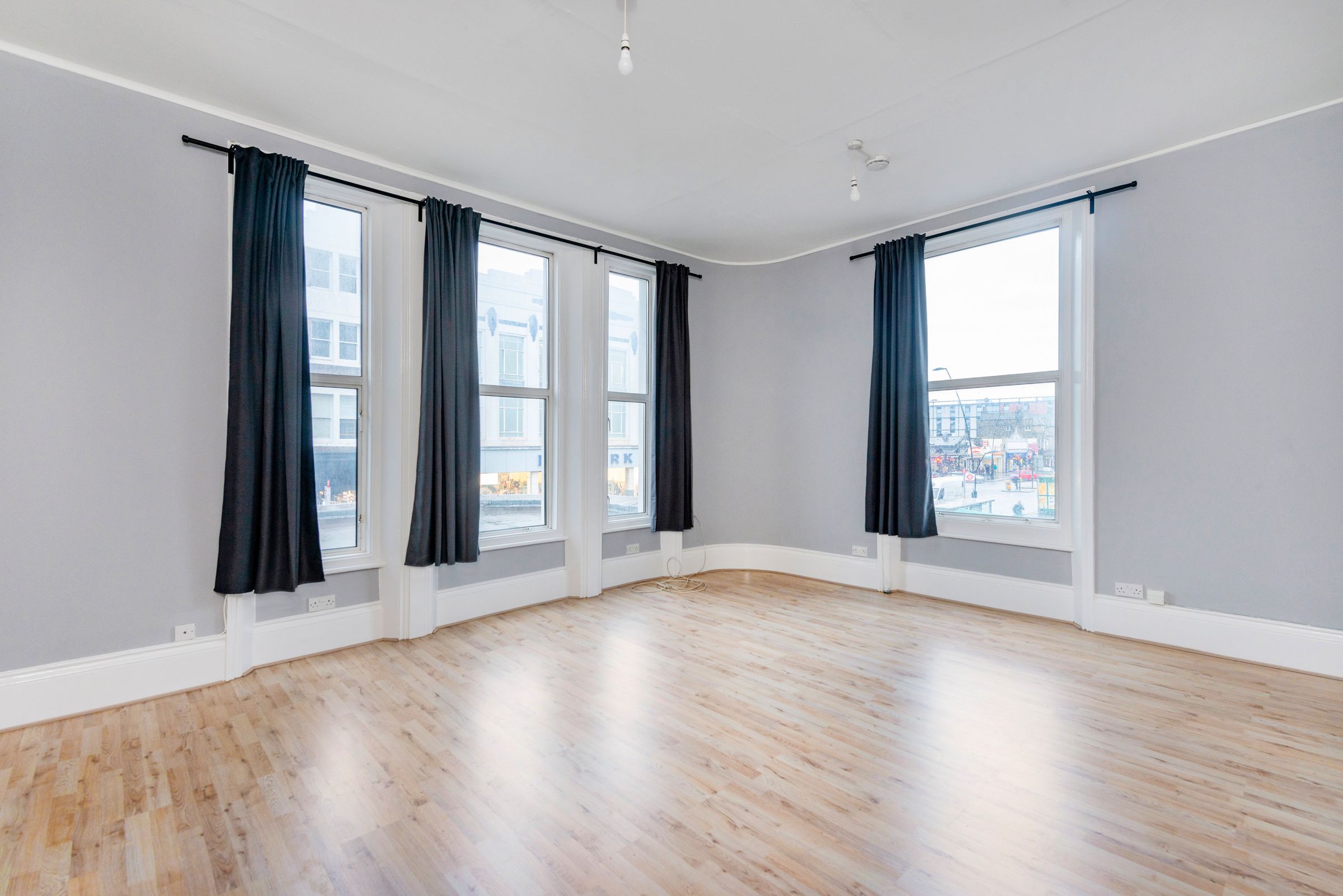 Studio to rent in Kilburn High Road, London NW6 Zoopla