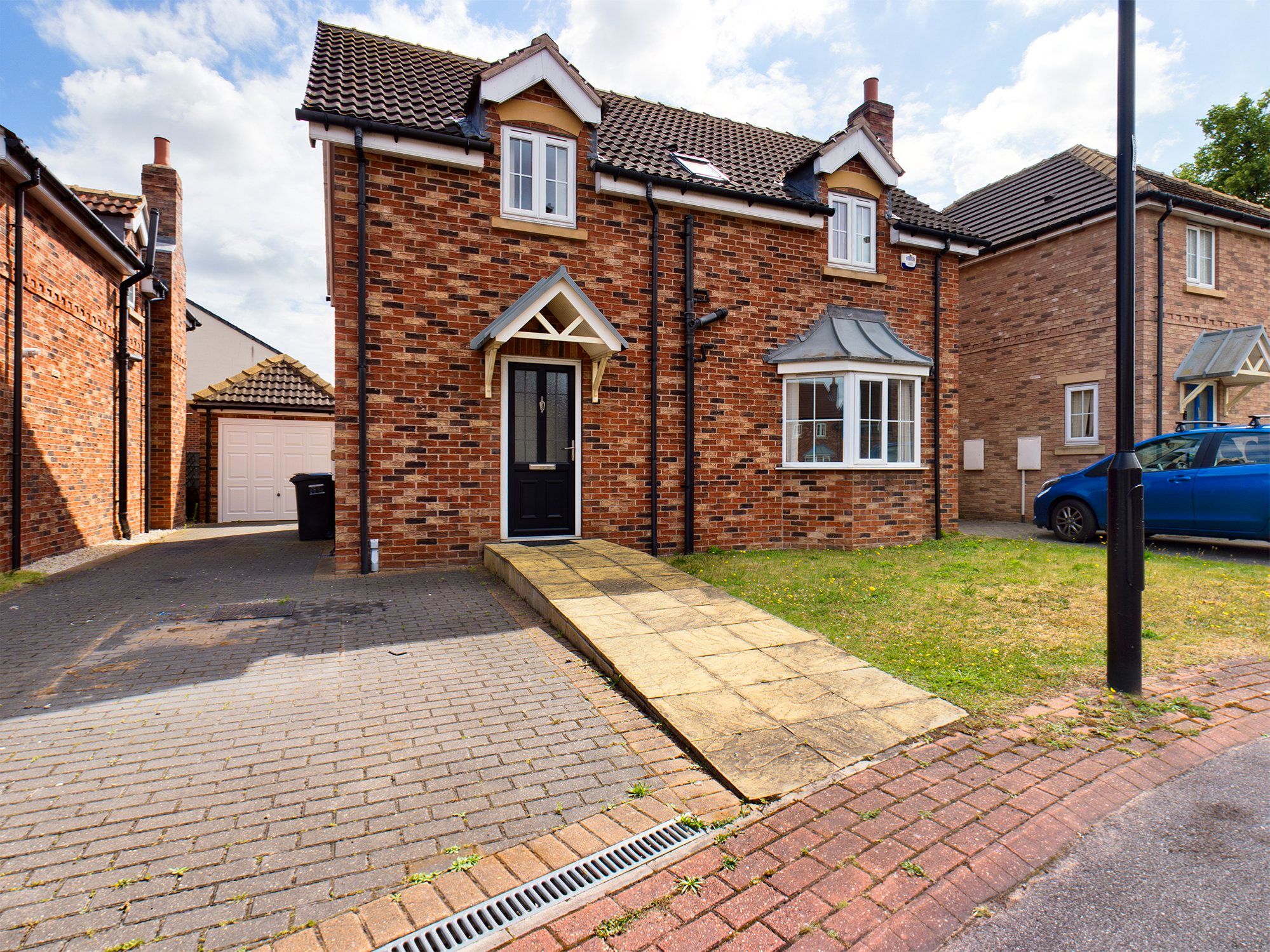 4 bed detached house to rent in Mallard Court, Rossington, Doncaster