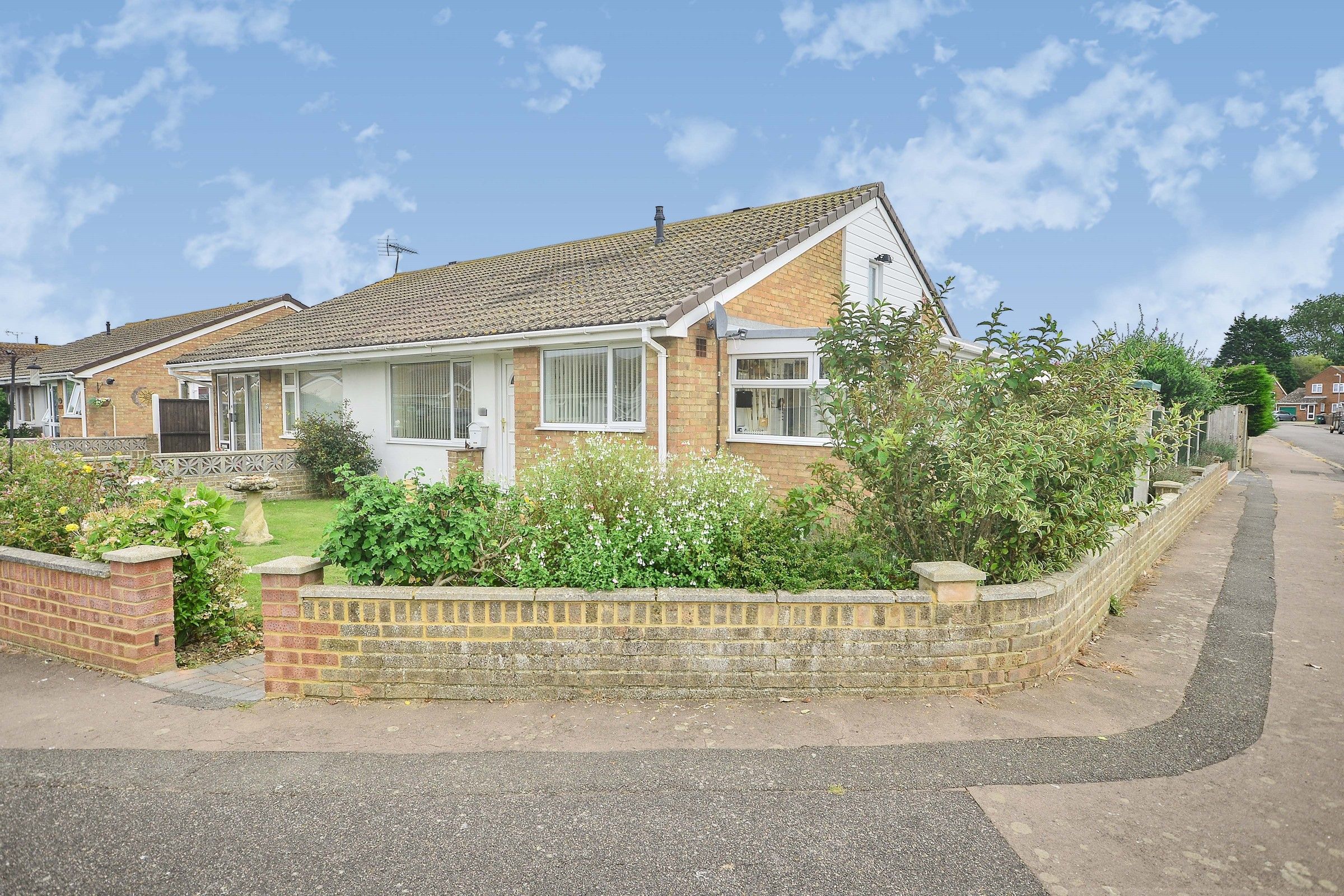 3 bed bungalow for sale in Elm Road, St Mary's Bay, Romney Marsh, Kent