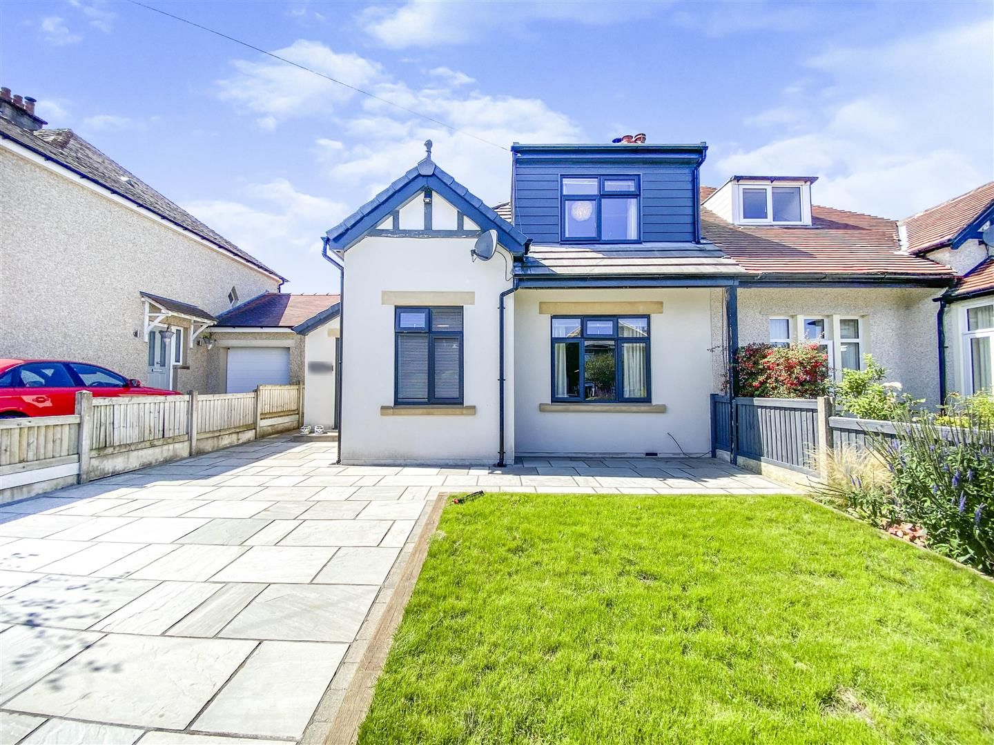 4 bed semidetached bungalow to rent in Hillmount Avenue, Heysham
