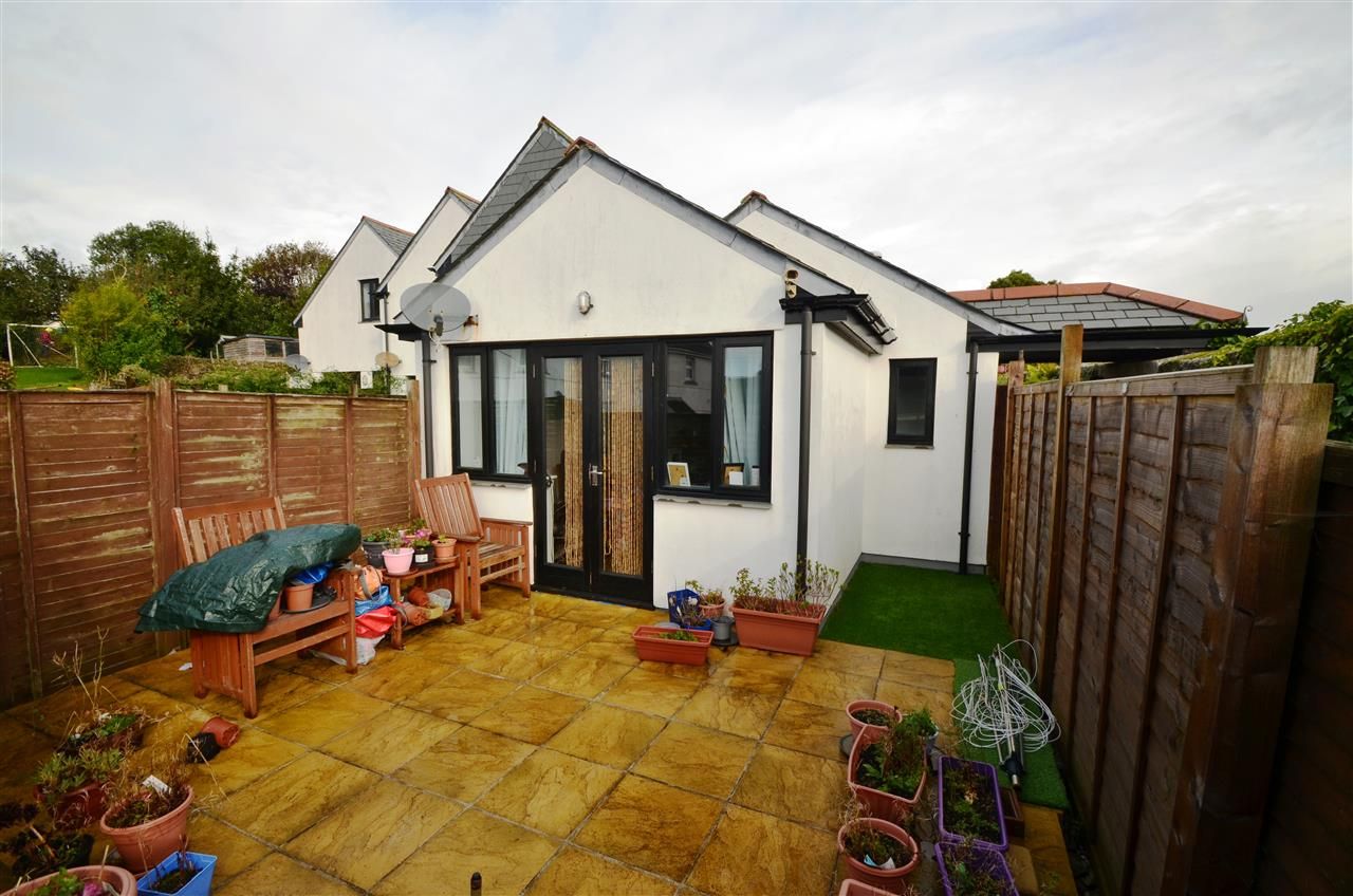 2 bed bungalow for sale in The Terrace, Penryn TR10 Zoopla