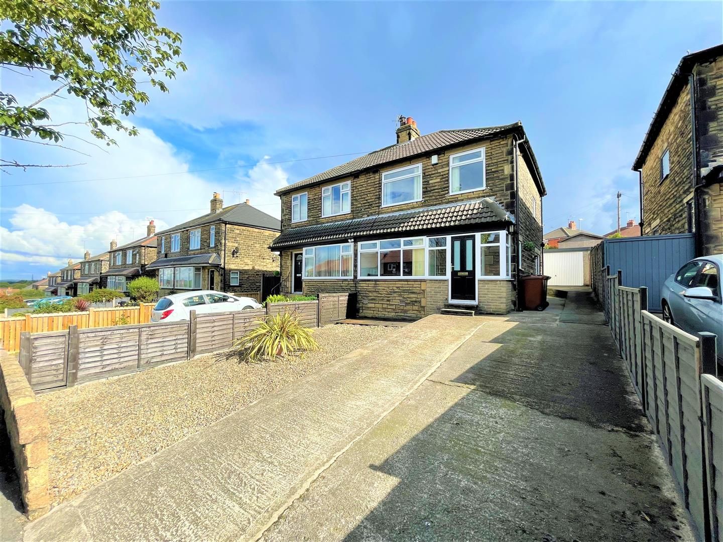 3 bed semidetached house for sale in Westdale Road, Pudsey LS28 Zoopla