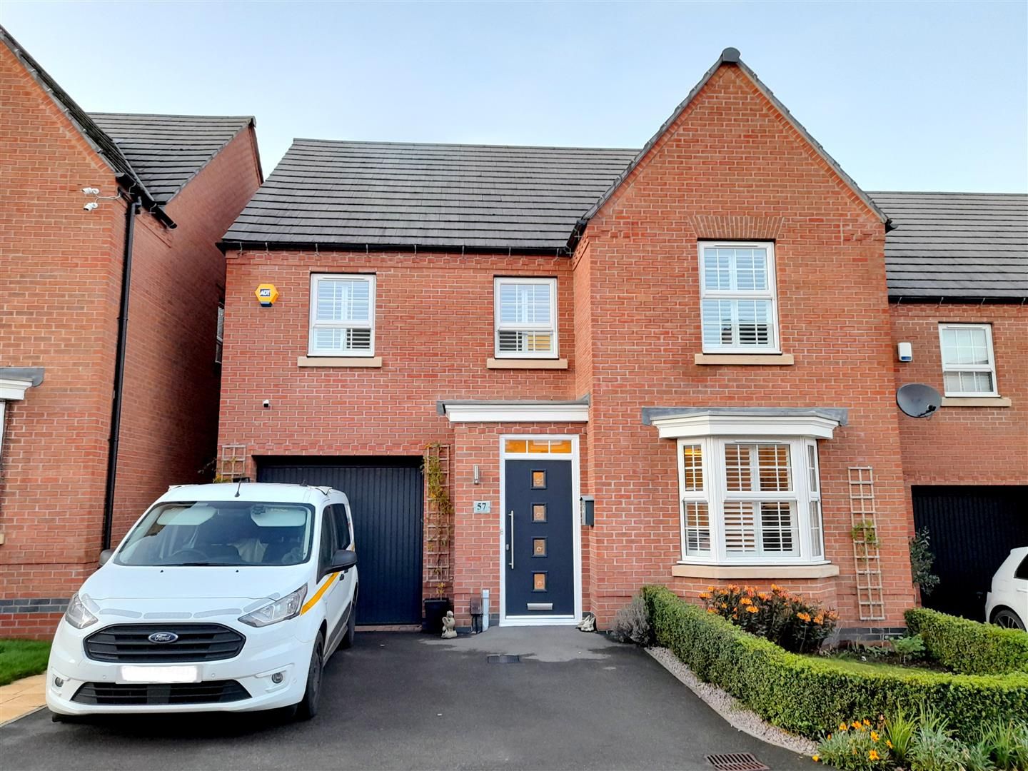 4 bed detached house for sale in Goldcrest Road, Forest Town, Mansfield