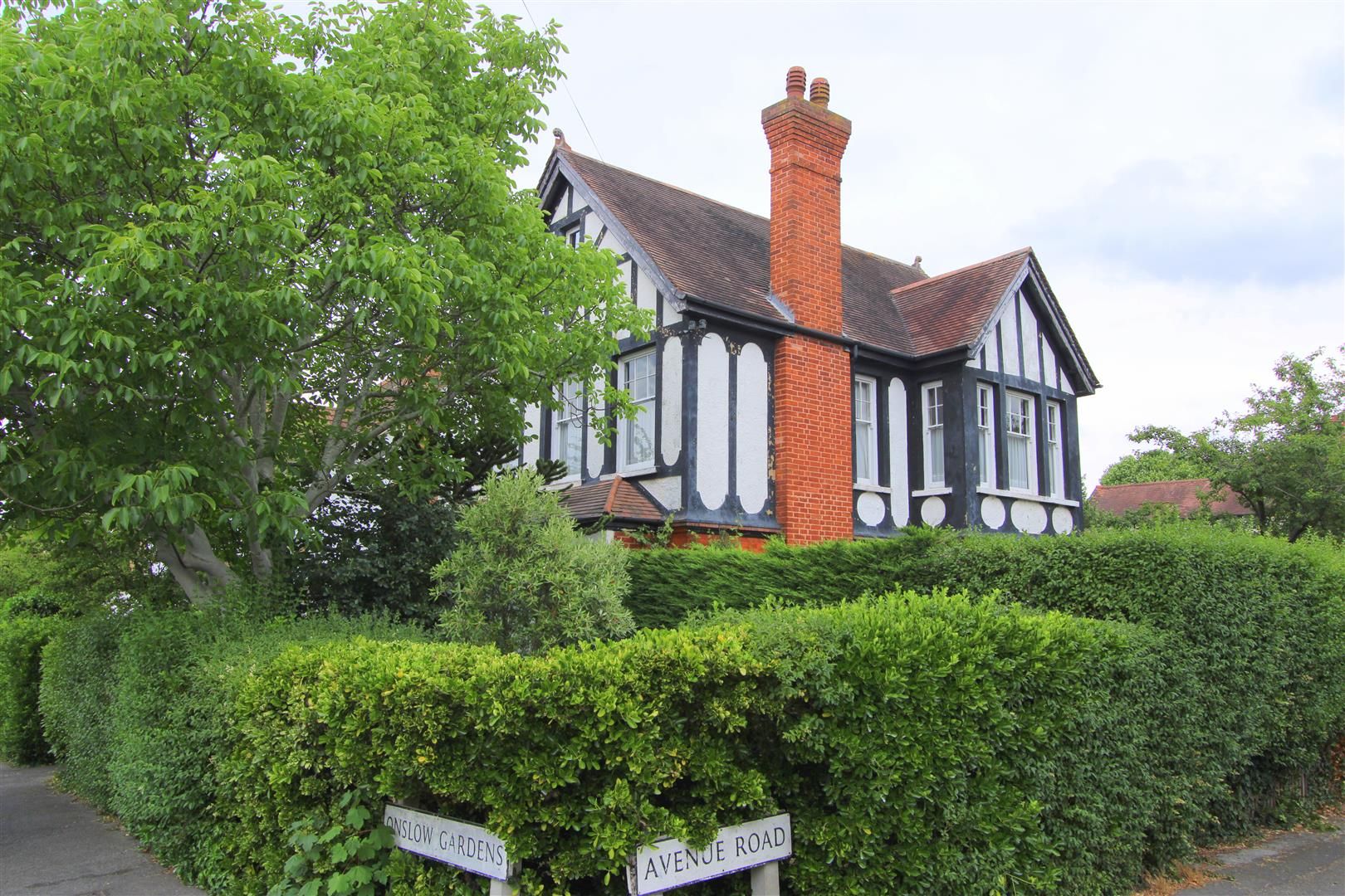 4 bed detached house for sale in Onslow House, Onslow Gardens, South Wallington SM6 Zoopla