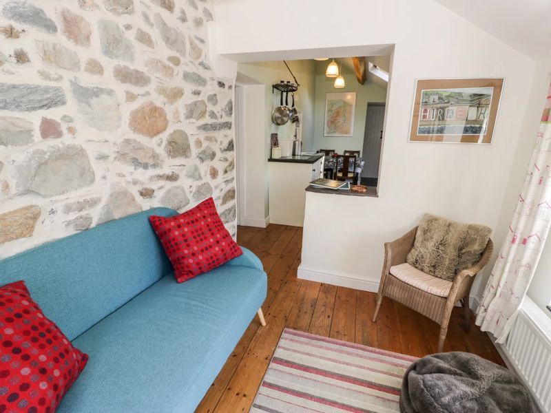 2 bed detached house for sale in Ciltwllan, Gerlan, Bethesda, Bangor