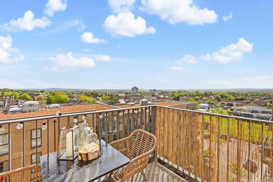 Apple Yard, Apple Yard, London SE20