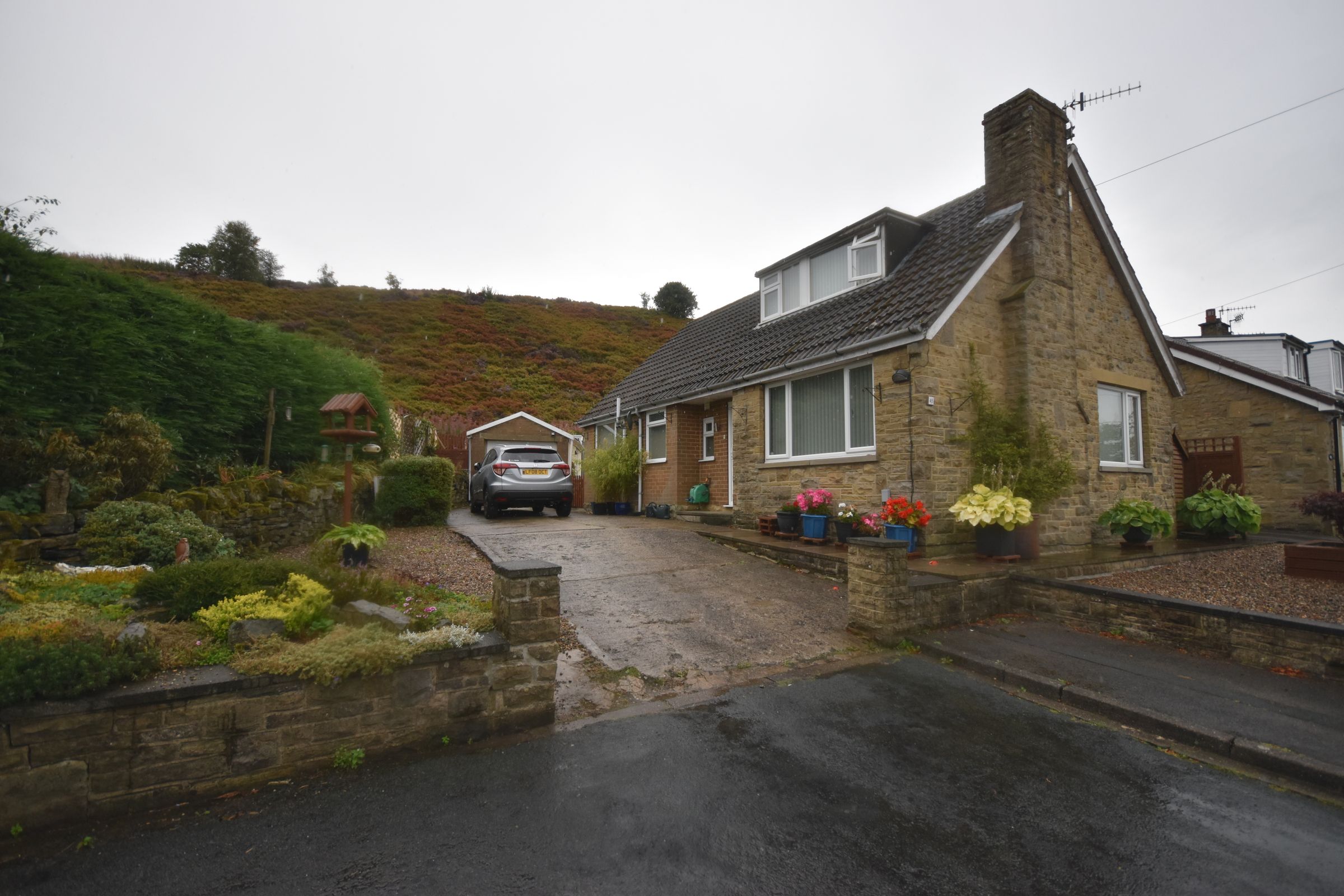 4 bed detached bungalow for sale in Ogden Crescent, Denholme, Bradford