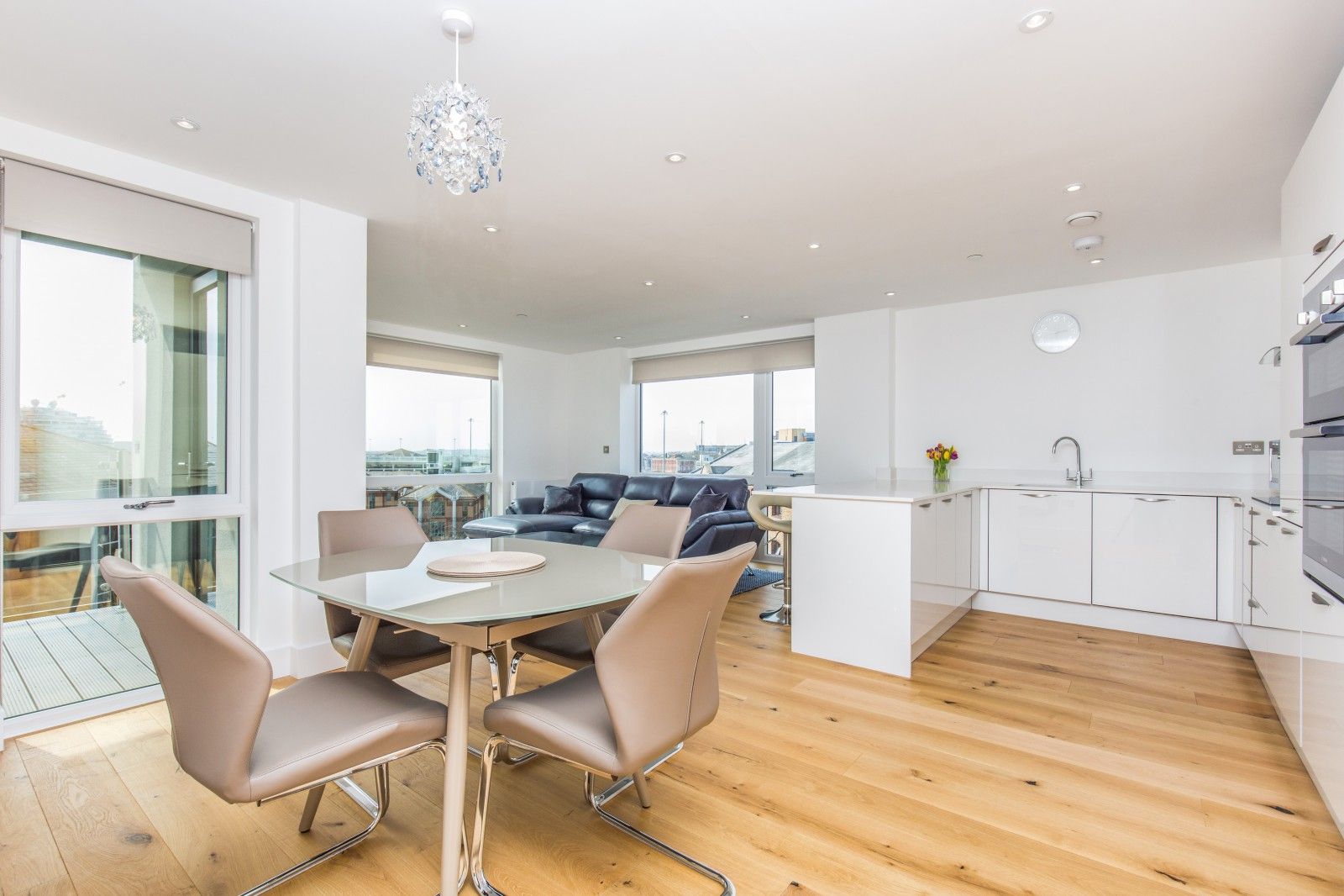 2 bed flat to rent in Maritime Walk, Ocean Village, Southampton SO14 Zoopla