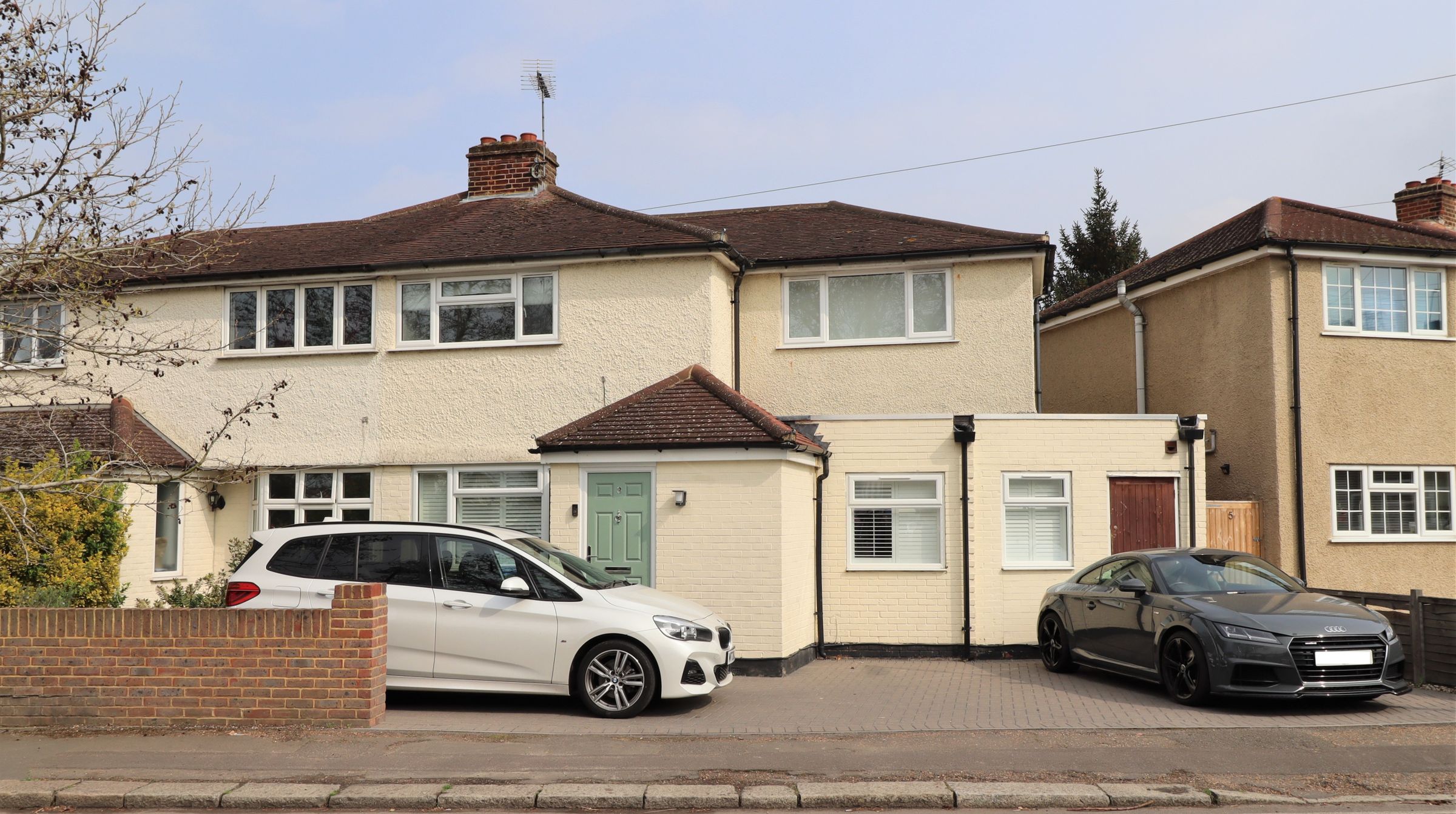 3 bed semidetached house for sale in Thrupps Lane, Hersham, Surrey