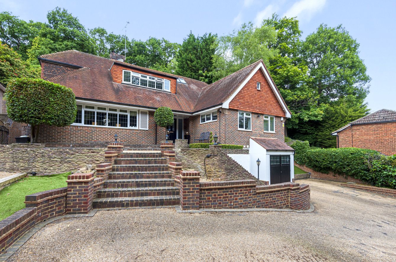 6 bed detached house for sale in Logs Hill, Chislehurst, Kent BR7 Zoopla