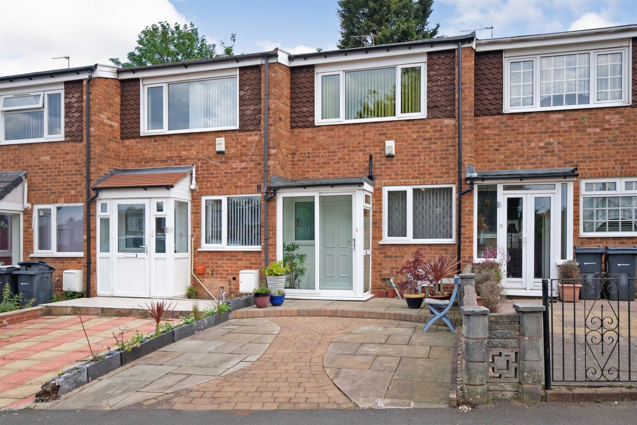 2 bed terraced house for sale in Oxford Close, Birmingham B8 Zoopla
