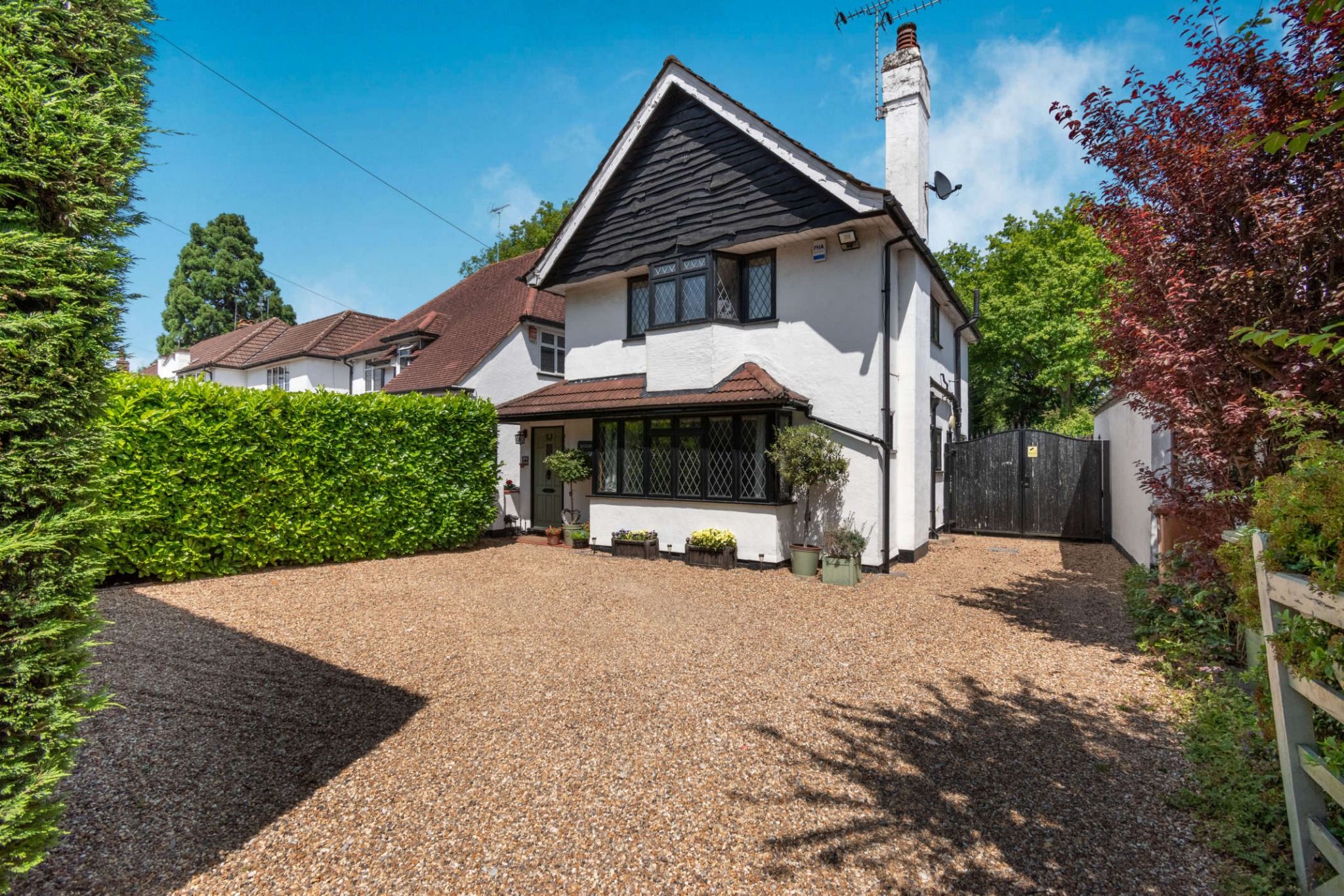 3 bed detached house for sale in Elm Park Road, Pinner HA5 Zoopla
