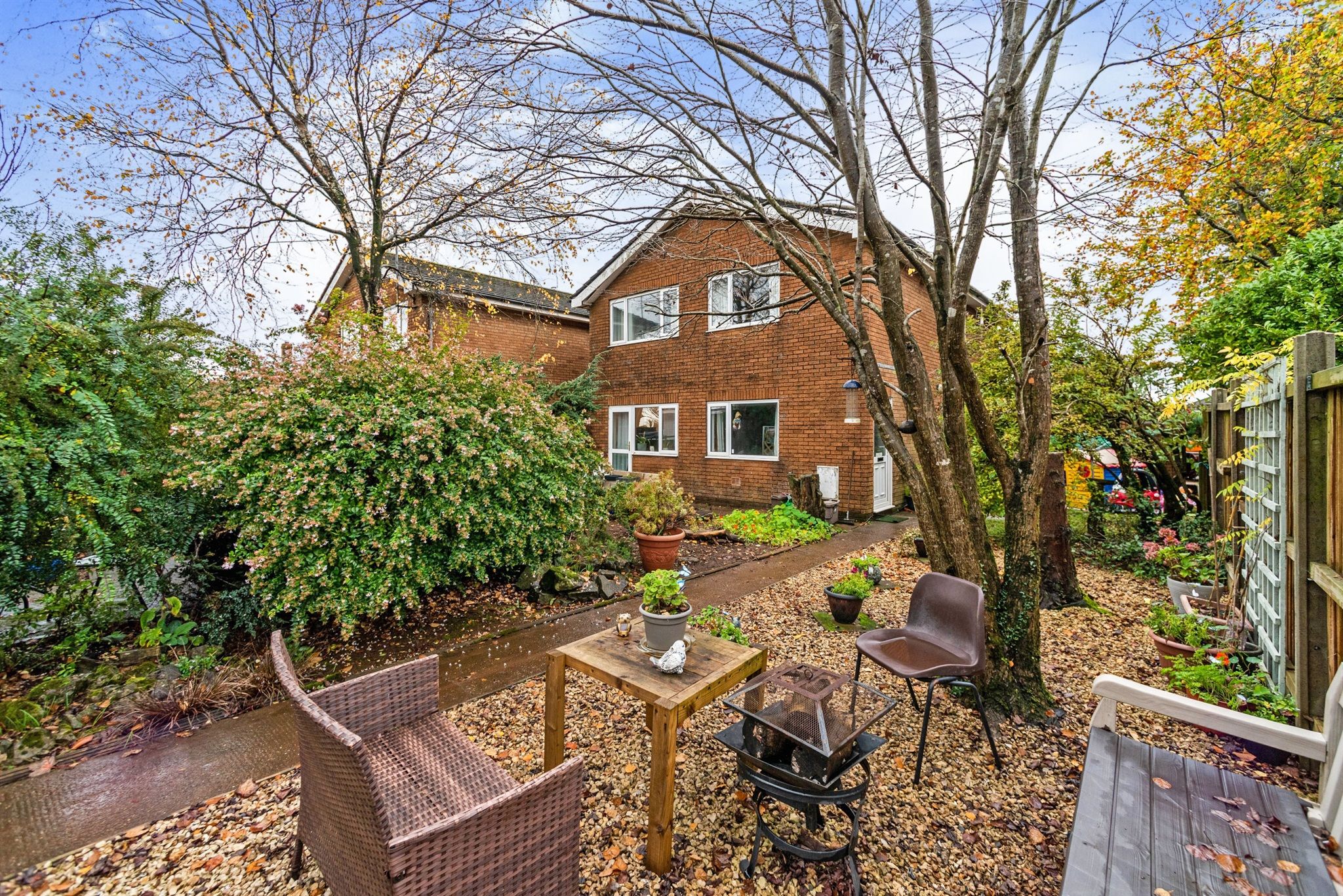 2 bed flat for sale in Heol Y Parc, Pentyrch, Cardiff CF15 Zoopla