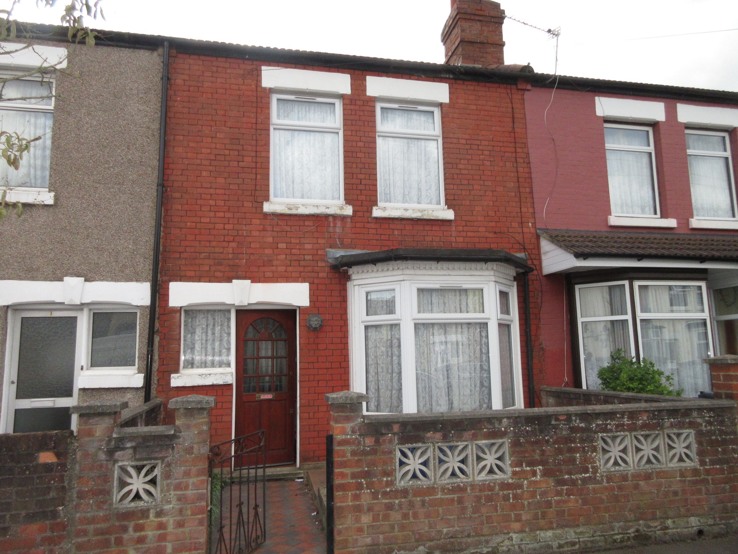 3 bed terraced house for sale in Balfour Road, Southall, Middlesex UB2 Zoopla